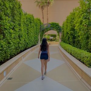 Meet your Posher, Olivia